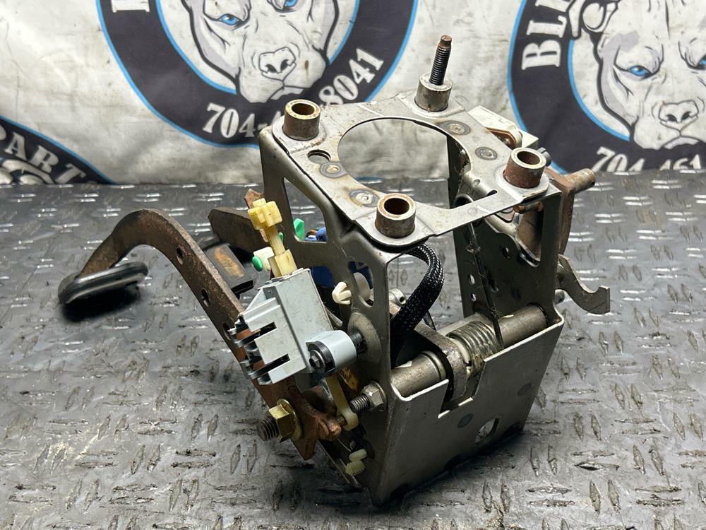 2003-04 Ford Mustang SVT Cobra OEM Pedal Set 314