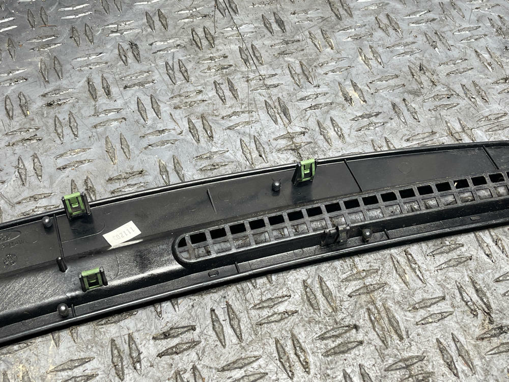 2003-04 Ford Mustang SVT Cobra Defroster Dash Vent 314