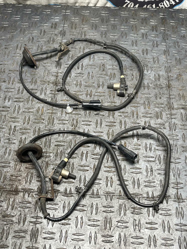 2003-04 Ford Mustang SVT Cobra IRS ABS Sensors 315