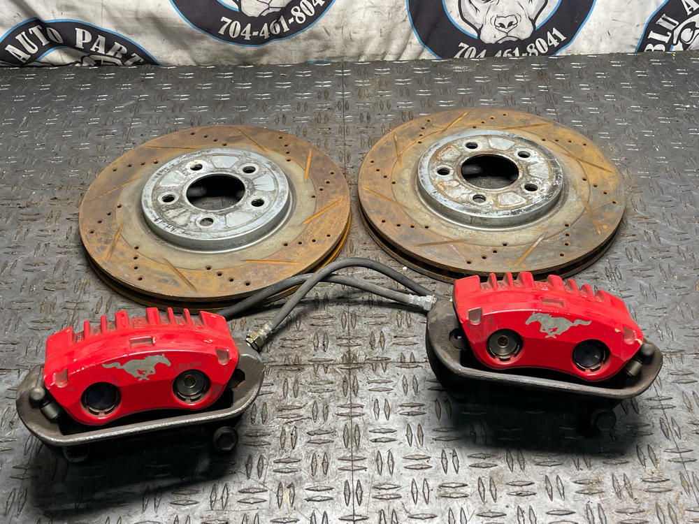 2001 Ford Mustang GT Bullitt/Cobra Front Brakes 24k Miles 306