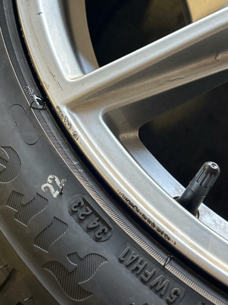 2015-23 Ford Mustang 50th Anniversary Wheels & Tires 313
