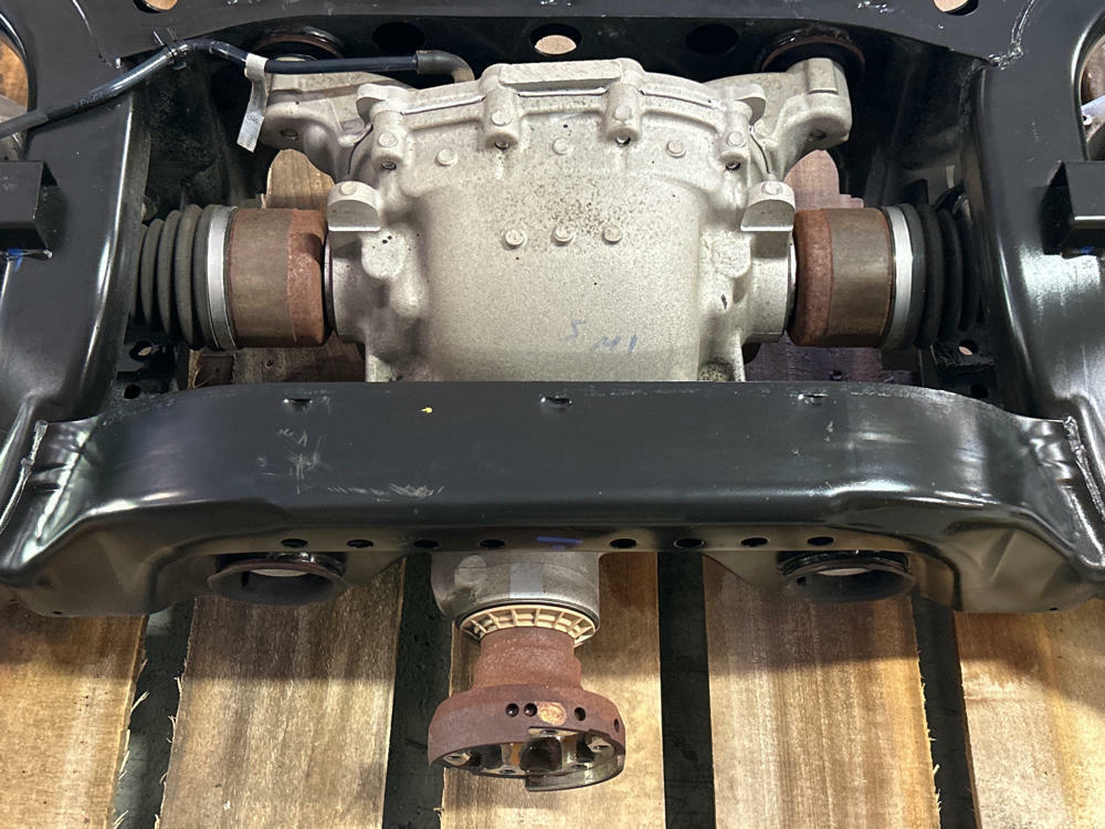 2015-23 Ford Mustang IRS Dropout 3.55 Gear 64k Miles 317