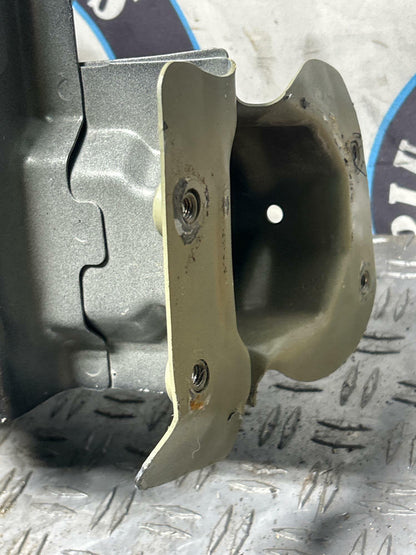 2015-17 Ford Mustang GT Passenger RH Frame Clip- Paint Code J7 316