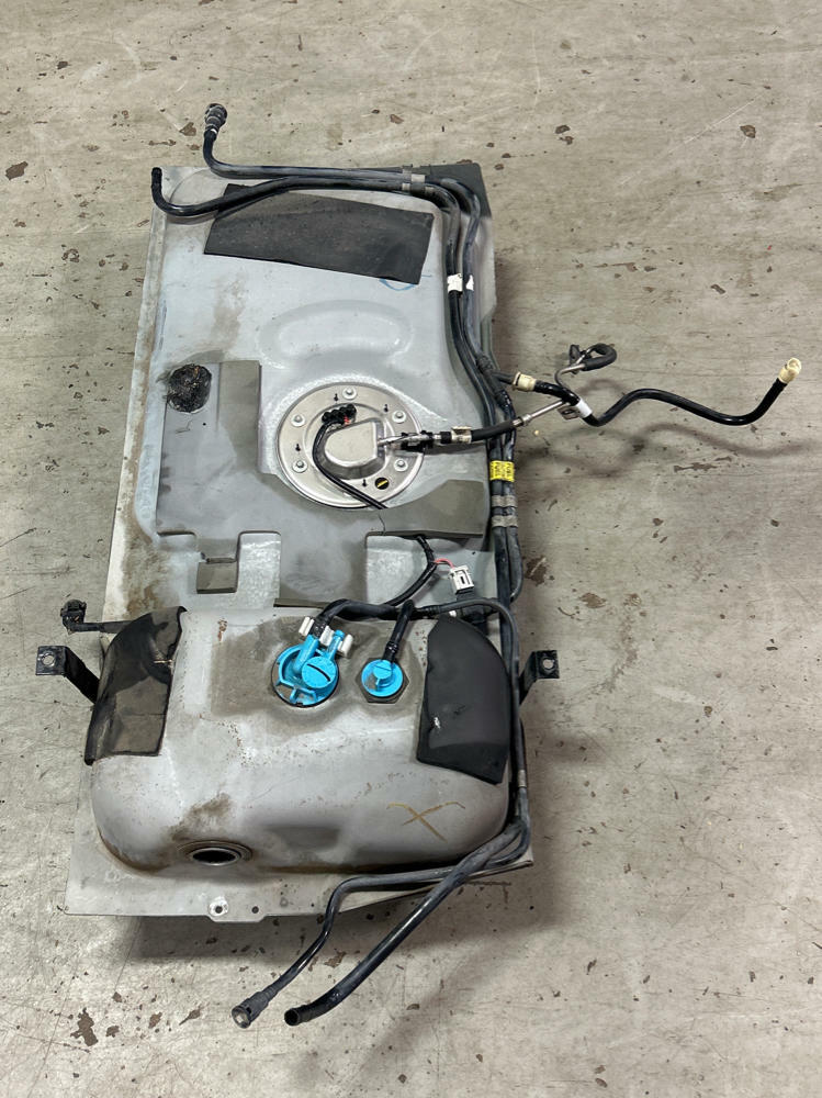 1999-04 Ford Mustang GT Bullitt OEM Fuel Tank Assembly 306