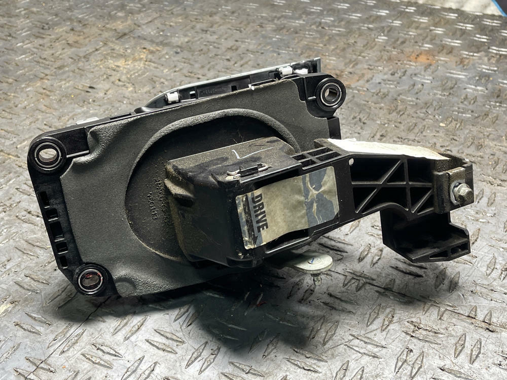 2018-23 Ford Mustang GT OEM 10R80 Automatic Shifter Assembly 310