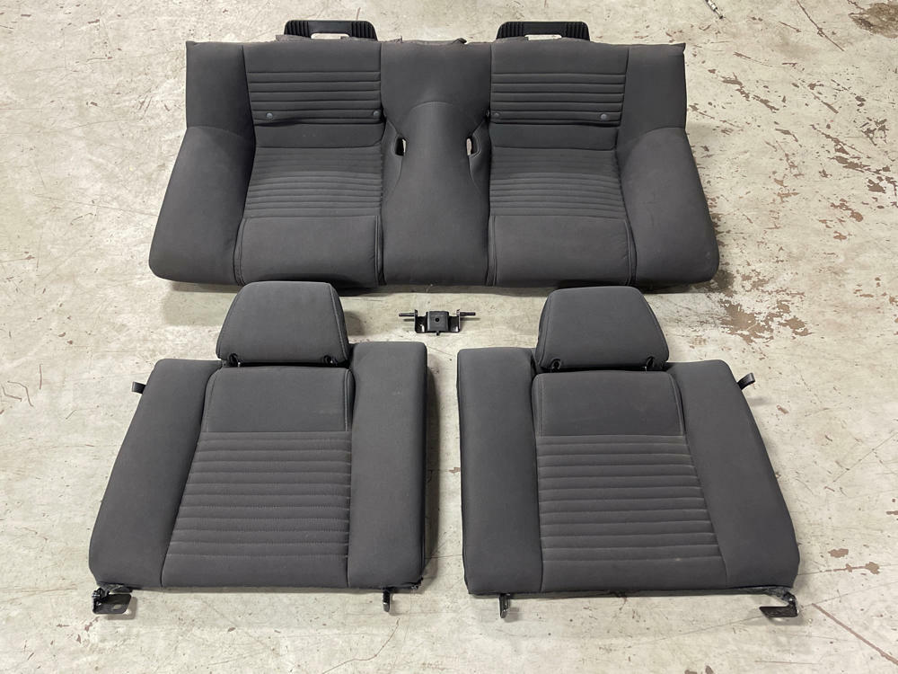 2012-13 Ford Mustang Boss 302 Recaro Rear Seats