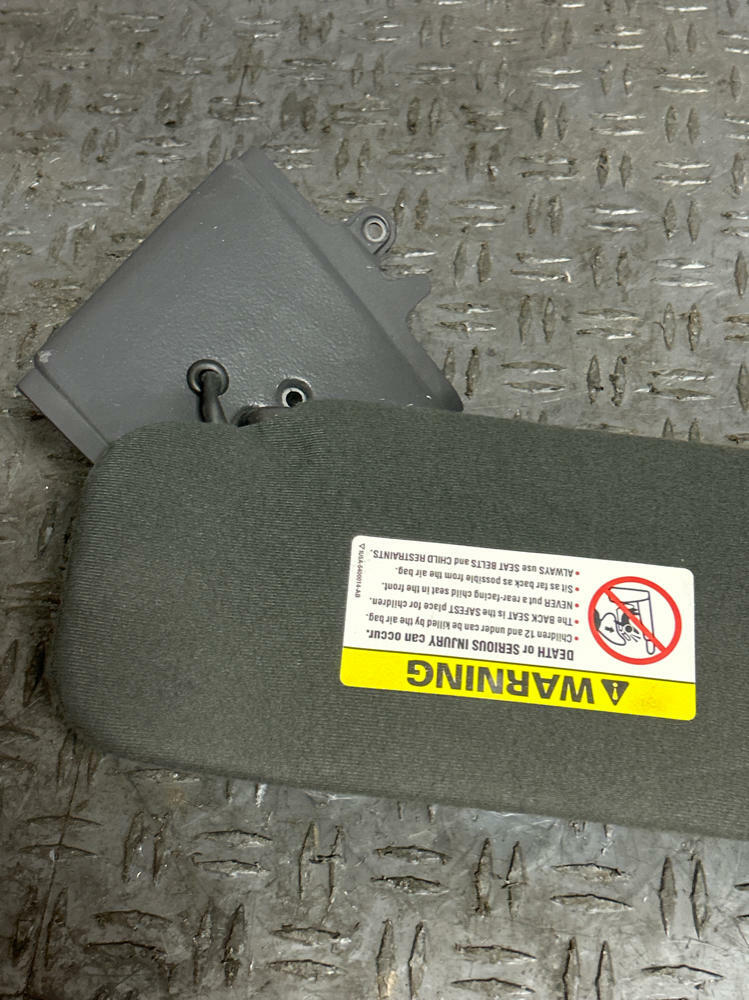 2003-04 Ford Mustang SVT Cobra Pass RH Convertible Sunvisor 318