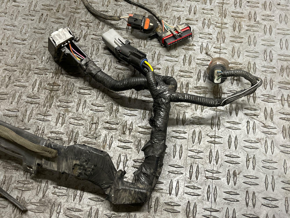 2003-04 Ford Mustang SVT Cobra Distribution Harness- PARTS ONLY 318