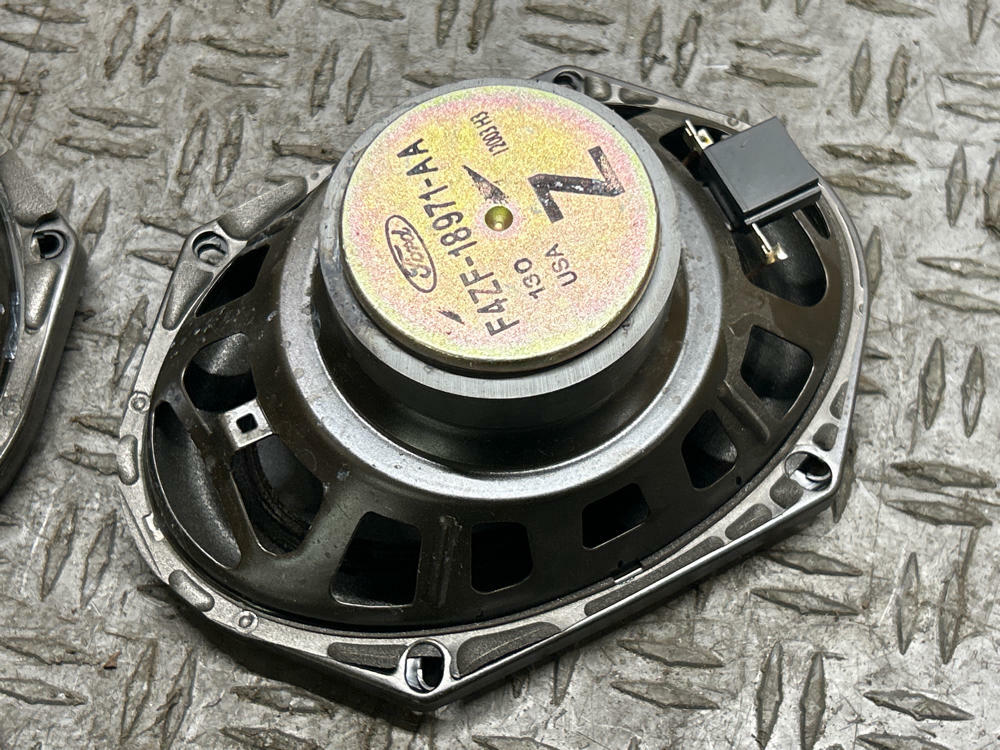 2003-04 Ford Mustang SVT Cobra Door Speakers OEM 318