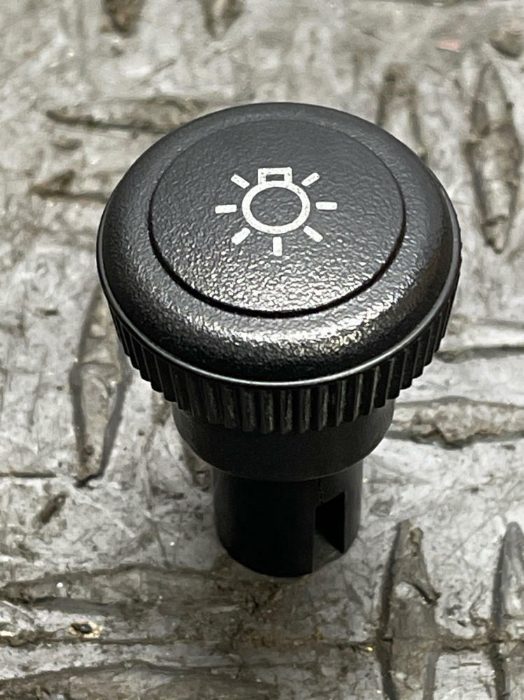 2003-04 Ford Mustang SVT Cobra Headlight Knob 318