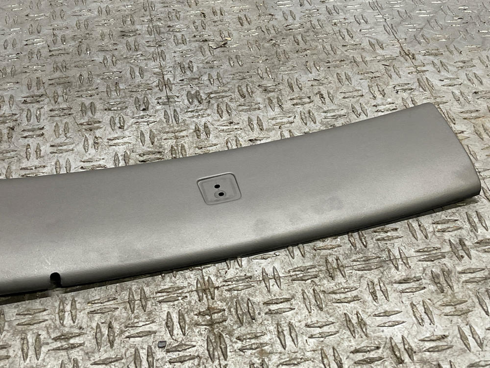 2003-04 Ford Mustang SVT Cobra Upper Convertible Trim 318