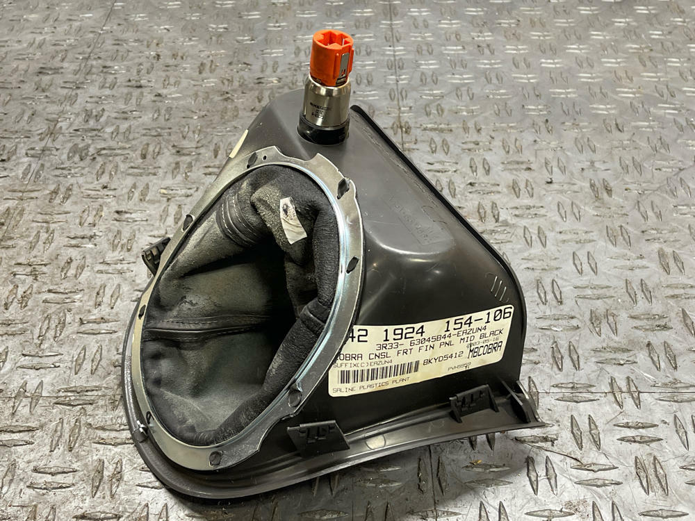 2003-04 Ford Mustang SVT Cobra Shifter Bezel & Leather Boot OEM 318