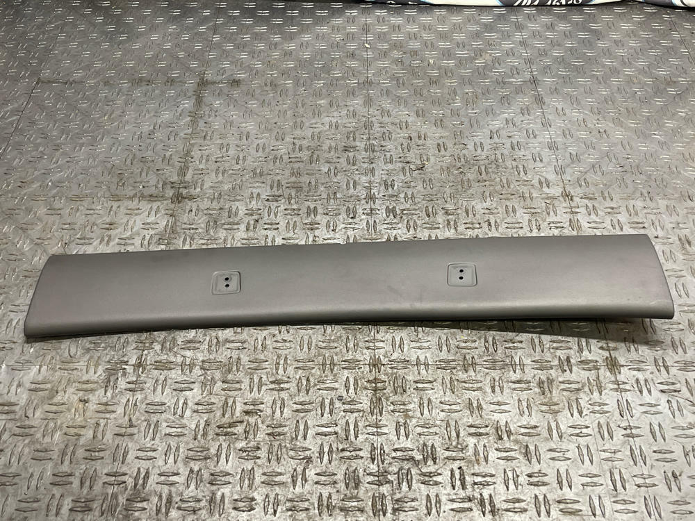 2003-04 Ford Mustang SVT Cobra Upper Convertible Trim 318