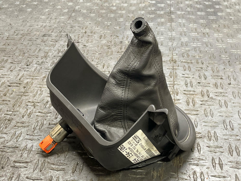 2003-04 Ford Mustang SVT Cobra Shifter Bezel & Leather Boot OEM 318