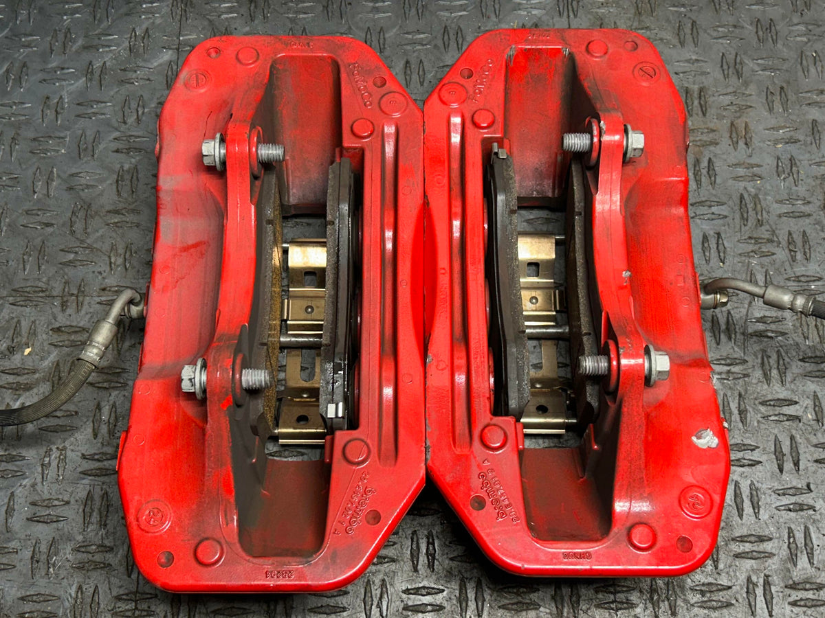 2024+ Ford Mustang Front Brembo Brake Calipers 17K Miles 303