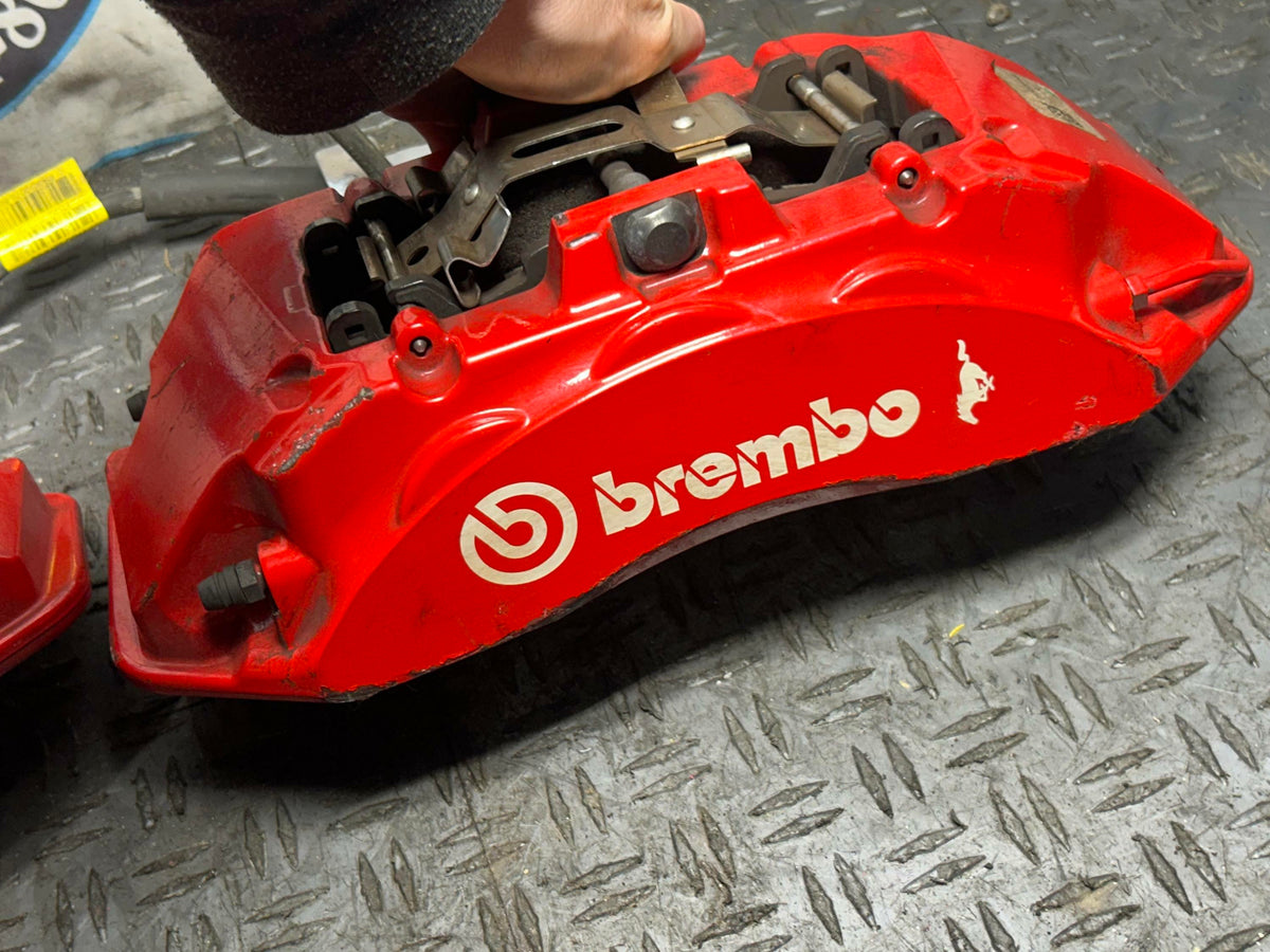 2024+ Ford Mustang Front Brembo Brake Calipers 17K Miles 303