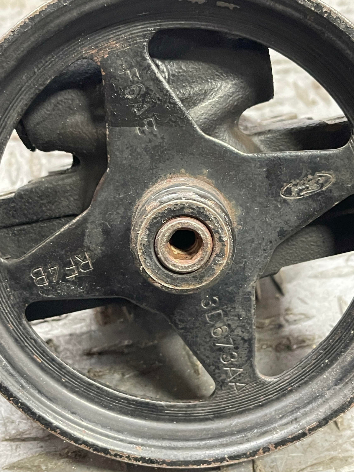 2003-04 Ford Mustang SVT Cobra Power Steering Pump 39k Miles 318