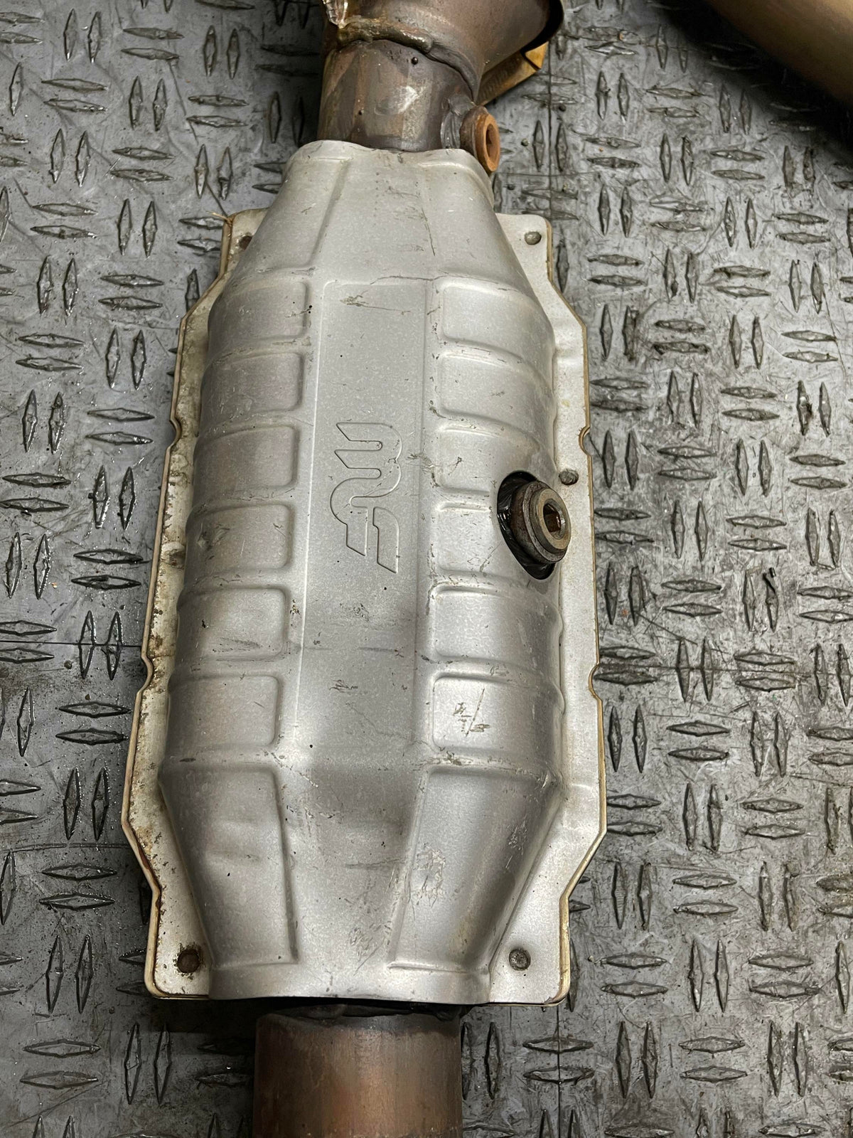 2003-04 Ford Mustang SVT Cobra Magnaflow X-pipe 318
