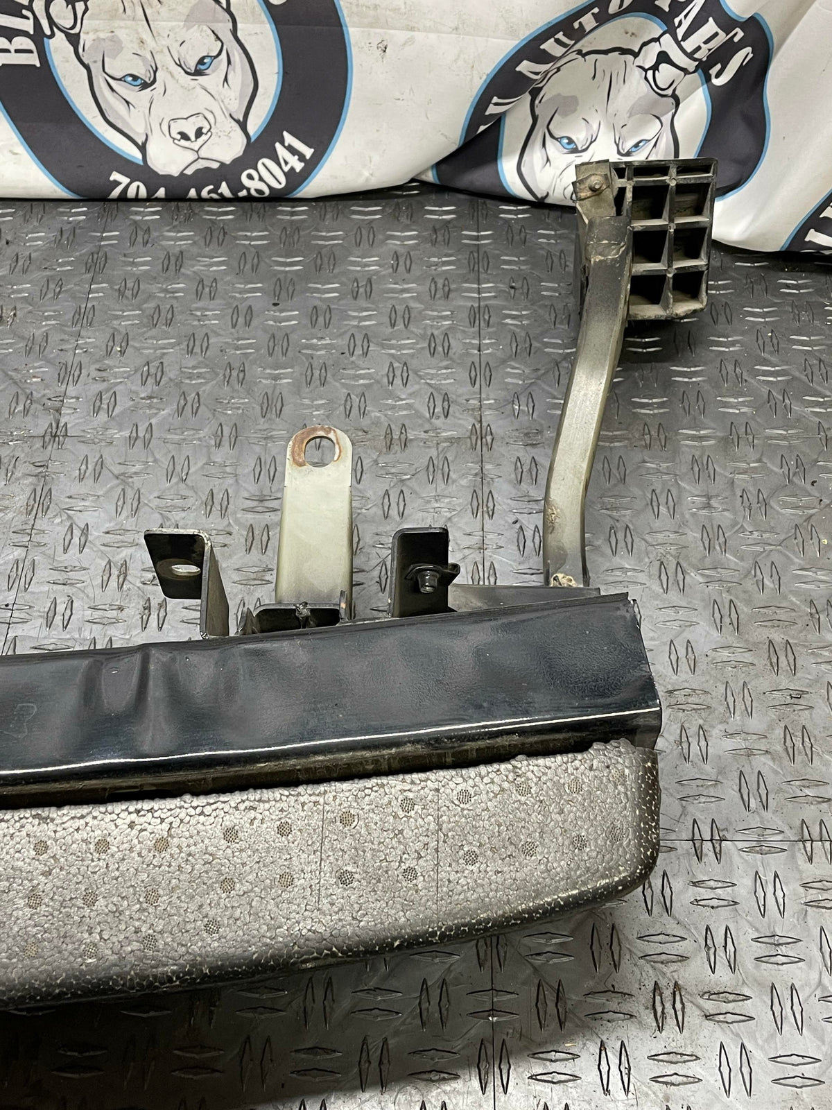 2003-04 Ford Mustang SVT Cobra Rear Bumper Support UA Black 318