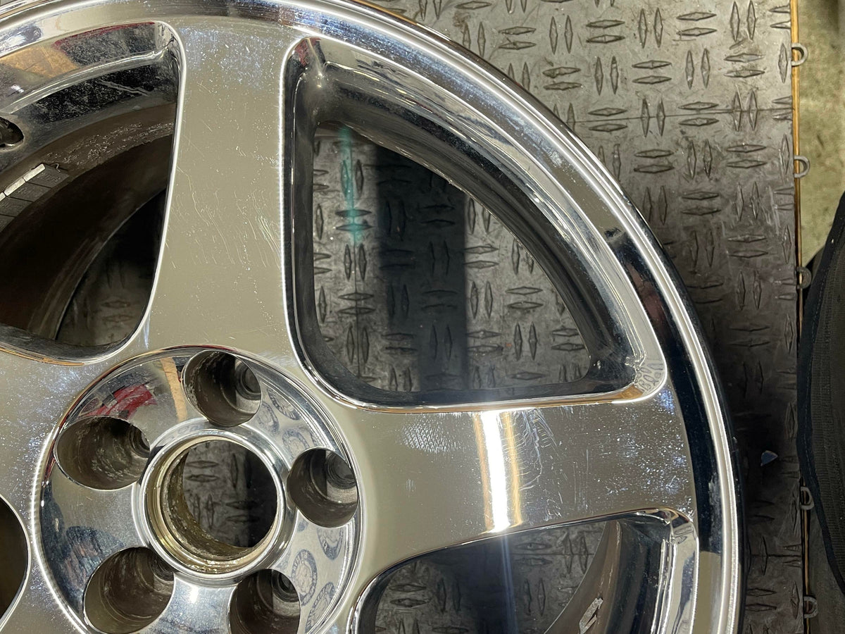 2003-04 Ford Mustang SVT Cobra OEM 17x 9 Chrome Wheel 39k Miles 318