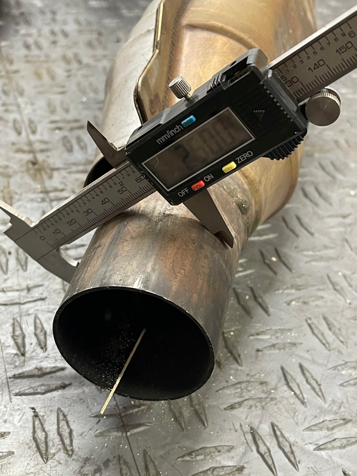 2003-04 Ford Mustang SVT Cobra Magnaflow X-pipe 318