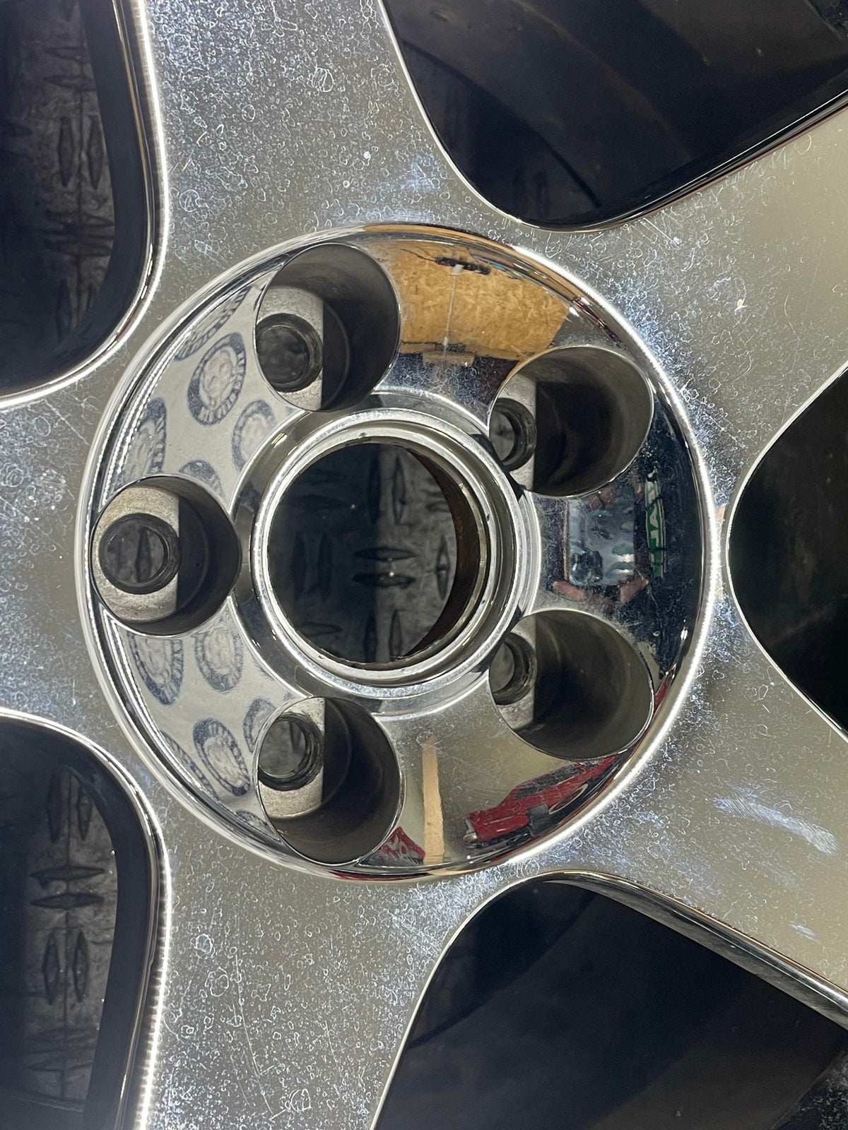 2003-04 Ford Mustang SVT Cobra 17x9 Chrome Wheel OEM 39k Miles 318