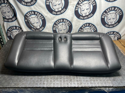 1999-04 Ford Mustang Convertible Rear Seat 302