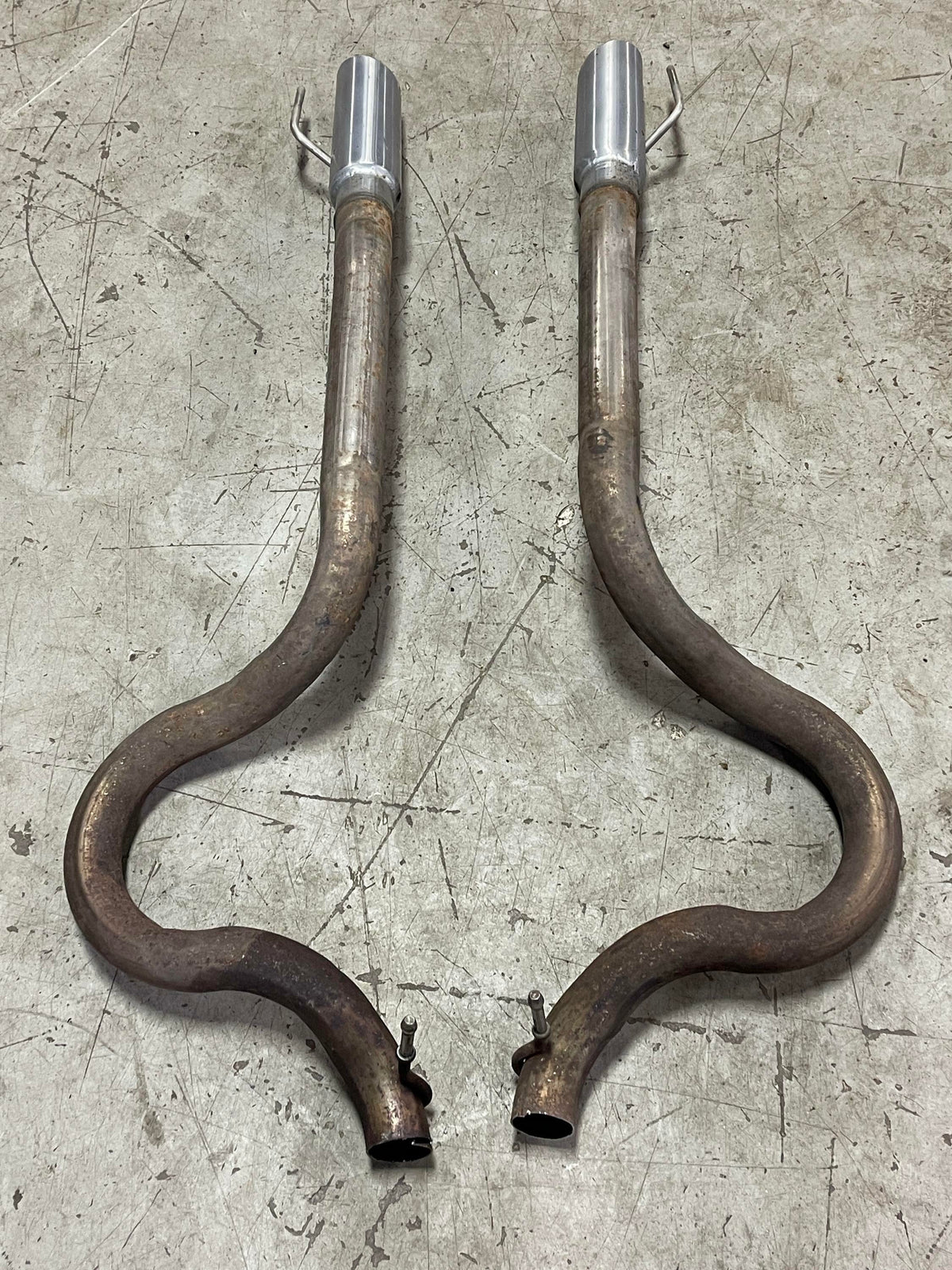 1999-04 Ford Mustang GT TailPipes w/ Tips- FOR SOLID REAR AXLE 298