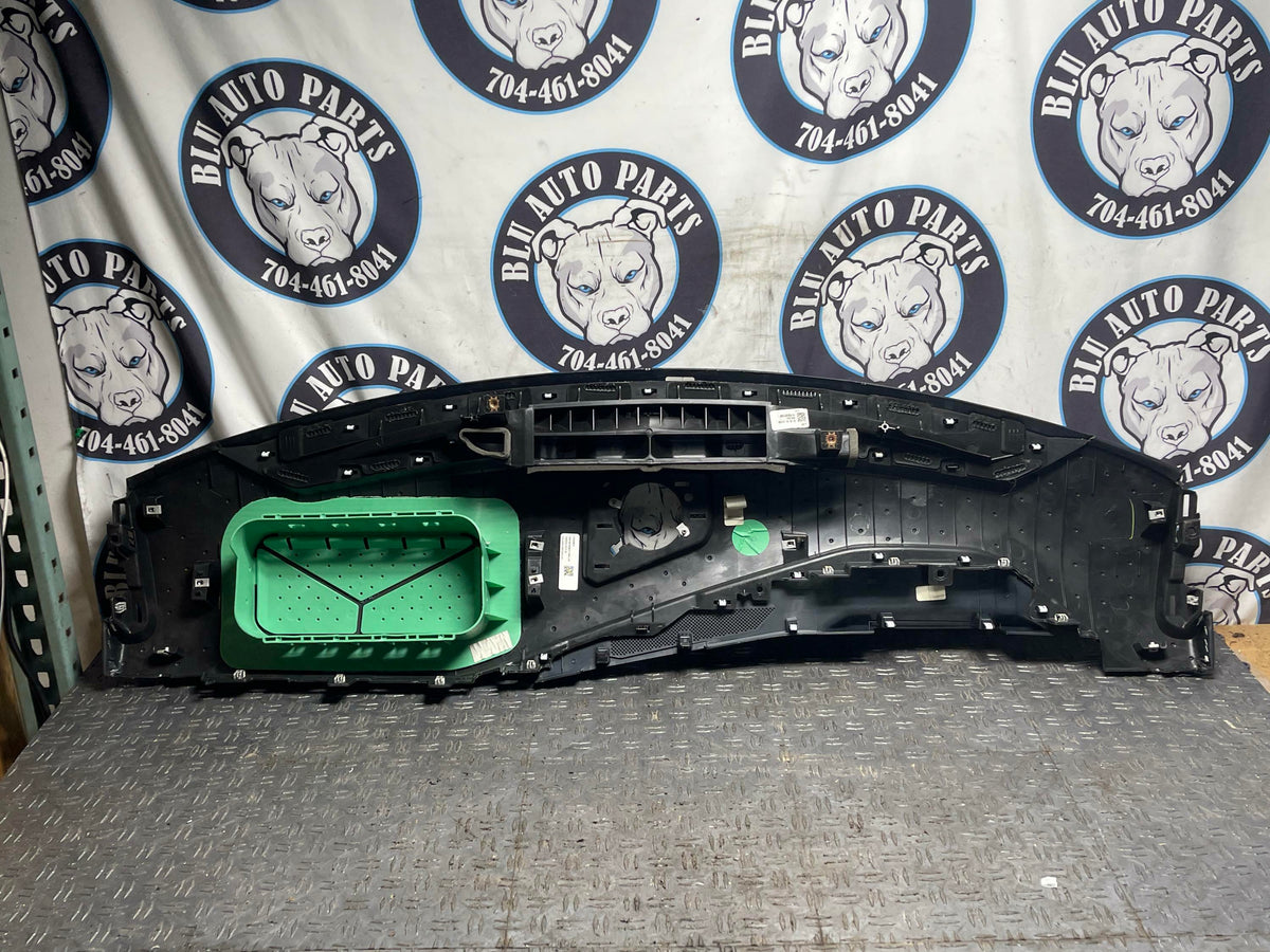 2024-26 Ford Mustang S650 Premium Upper Dash PR3B-C044A74AD 17K Miles 303