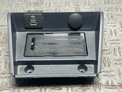 2024+ Ford Mustang Wireless Charging Module Requires Programming SU5T-19J235-AA