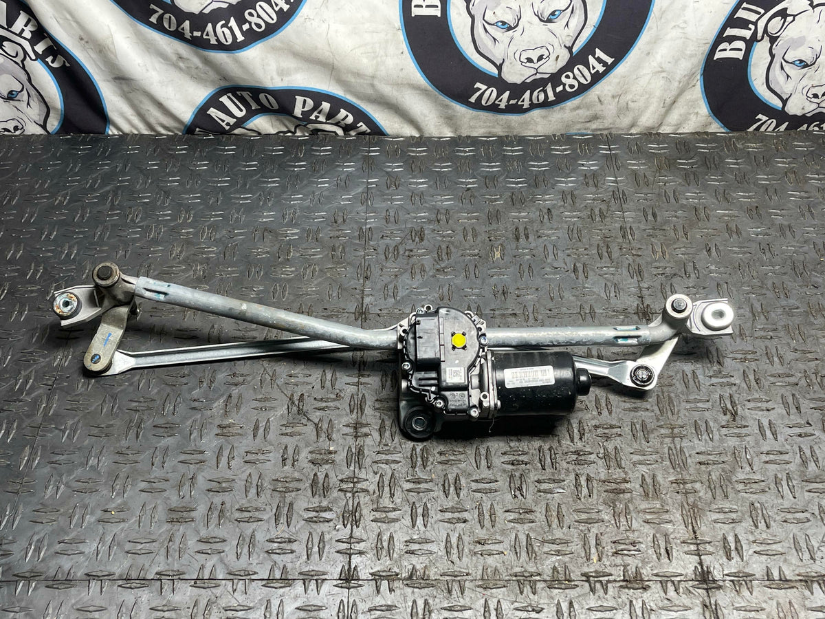 2024-26 Ford Mustang S650 Wiper Motor Assembly 17K Miles 303