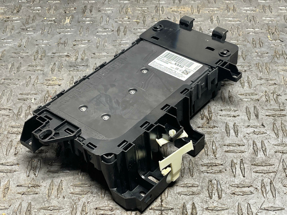 2024+ Ford Mustang Body Control Module 10R80 303