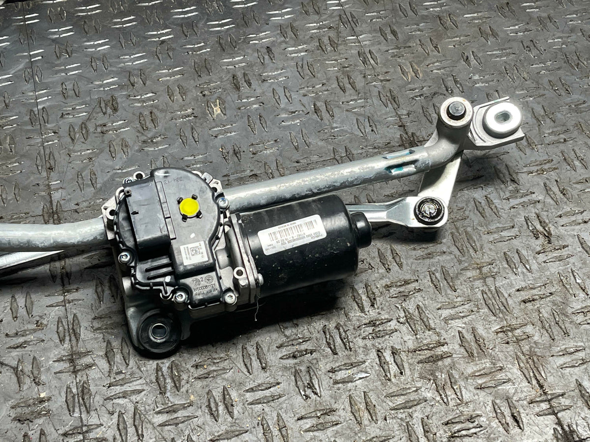 2024-26 Ford Mustang S650 Wiper Motor Assembly 17K Miles 303