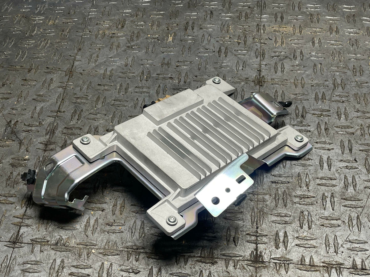 2024+ Ford Mustang Amplifier PR3T-18T806-AH