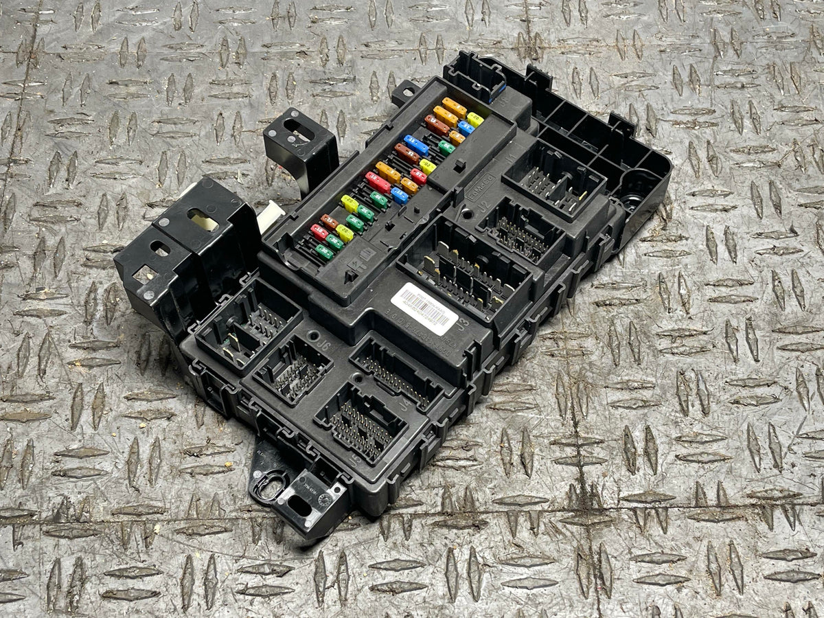2024+ Ford Mustang Body Control Module 10R80 303