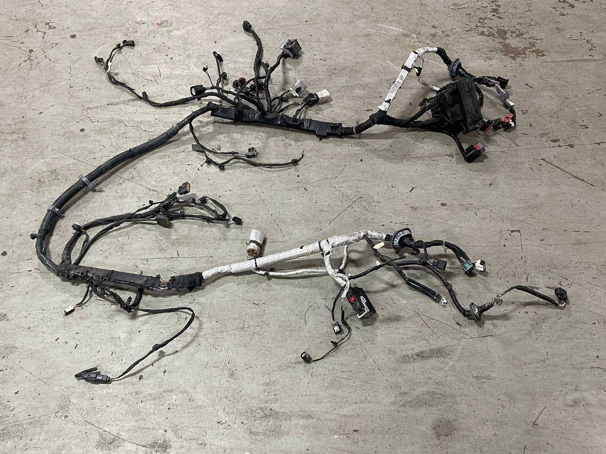 2024+ Ford Mustang Engine Bay Fuse Box Distribution Harness (SEE DESC) 303