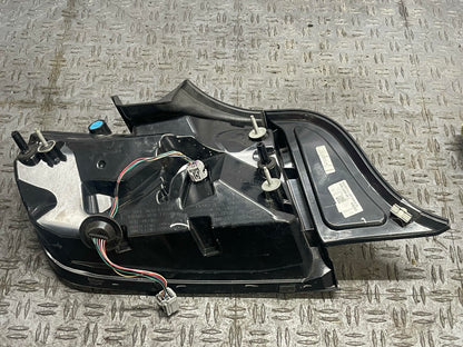 2015-17 Ford Mustang Passenger RH Taillight OEM 317