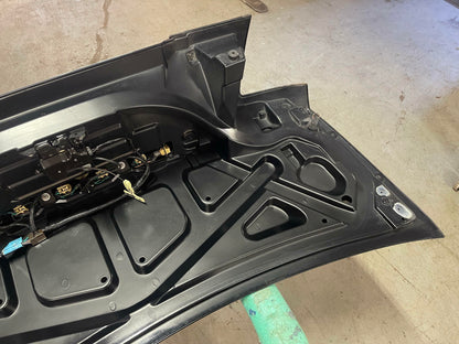 2001 Ford Mustang GT Bullit Spoilerless Decklid UA B;ack 306