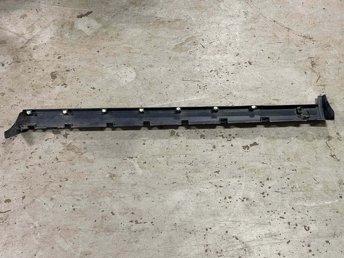 2011-14 Ford Mustang Driver LH Skirt Rocker Panel Paint Code HP 311