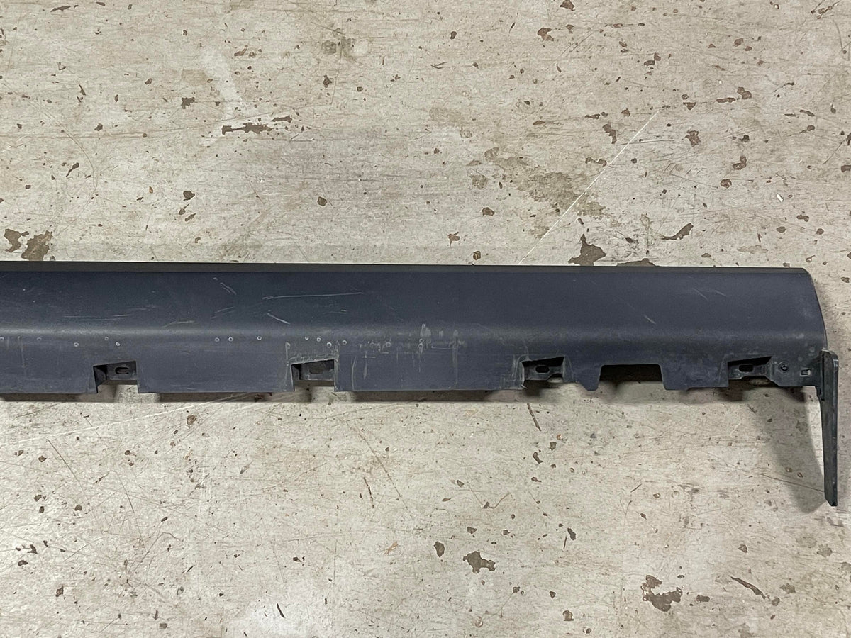 2011-14 Ford Mustang Driver LH Skirt Rocker Panel Paint Code HP 311