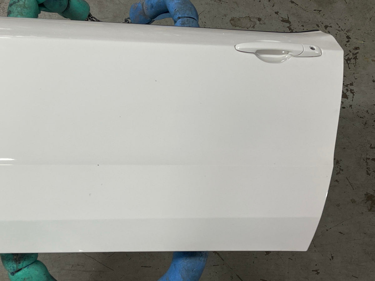 2011-14 Ford Mustang Driver LH Door Assembly Paint Code HP 311