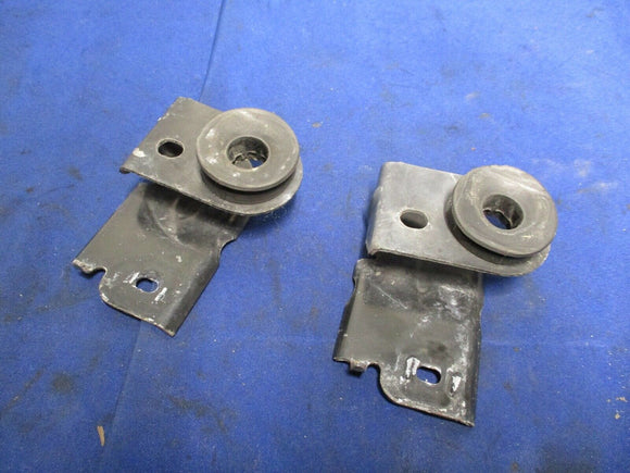 1999-04 Ford Mustang Upper Radiator Mounts and Bushings OEM Factory 080