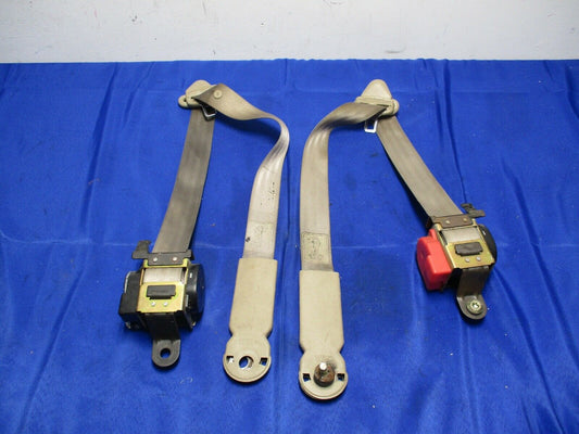 1999-04 Ford Mustang Parchment Coupe Front Seat Belts BM