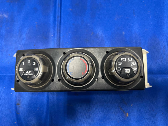 2004-06 Pontiac GTO HVAC Controls Knobs OEM Factory 100