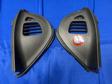 2004-06 Pontiac GTO Dash End Caps Side Window Defrost Ducts 093