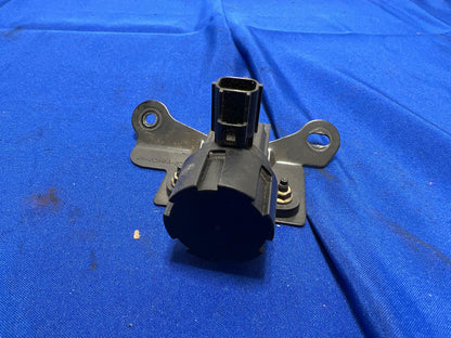 2003-04 Ford Mustang SVT Cobra EGR Vacuum Valve BA