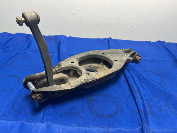 1999-02 Mercedes Benz E55 AMG Right Rear Lower Control Arm Spring Perch 094