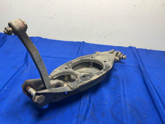 1999-02 Mercedes Benz E55 AMG Left Rear Lower Control Arm Spring Perch 094