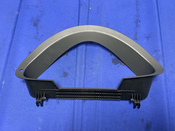 2003-06 Mercedes Benz W211 Gauge Cluster Bezel Trim Surround 099