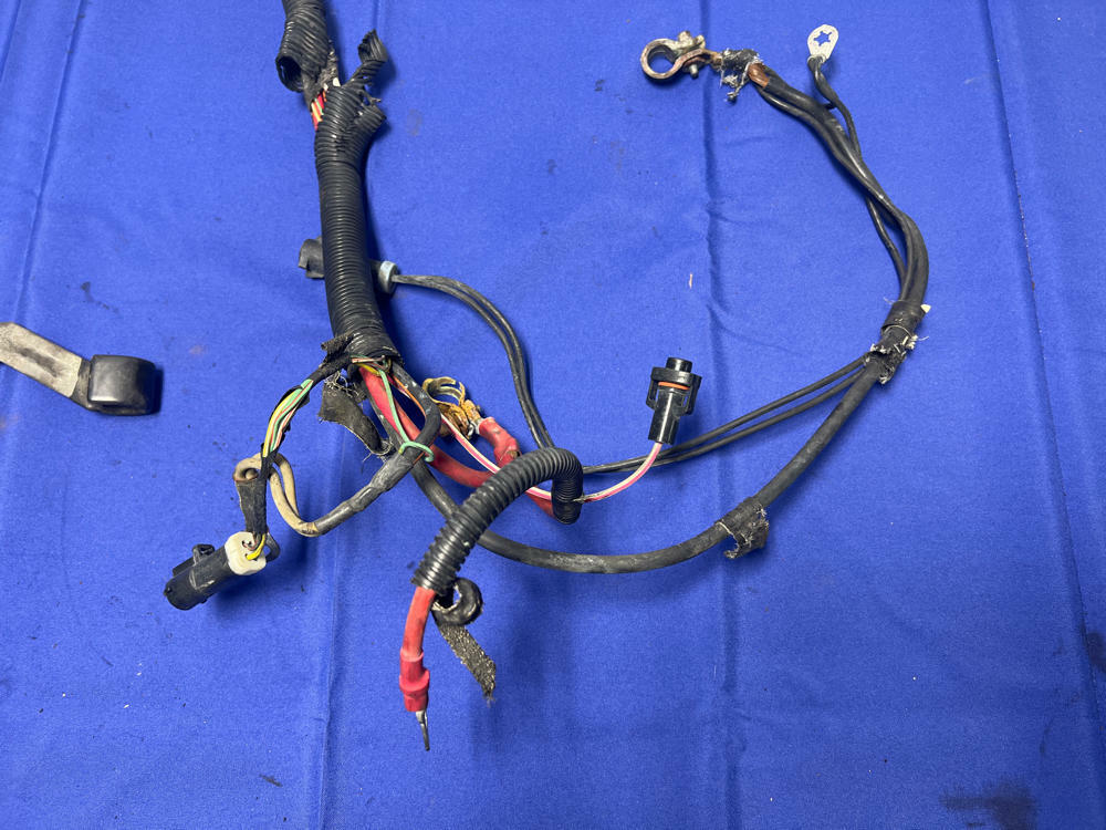2003-04 Ford Mustang SVT Cobra Battery Charging Starter Alternator Har ...